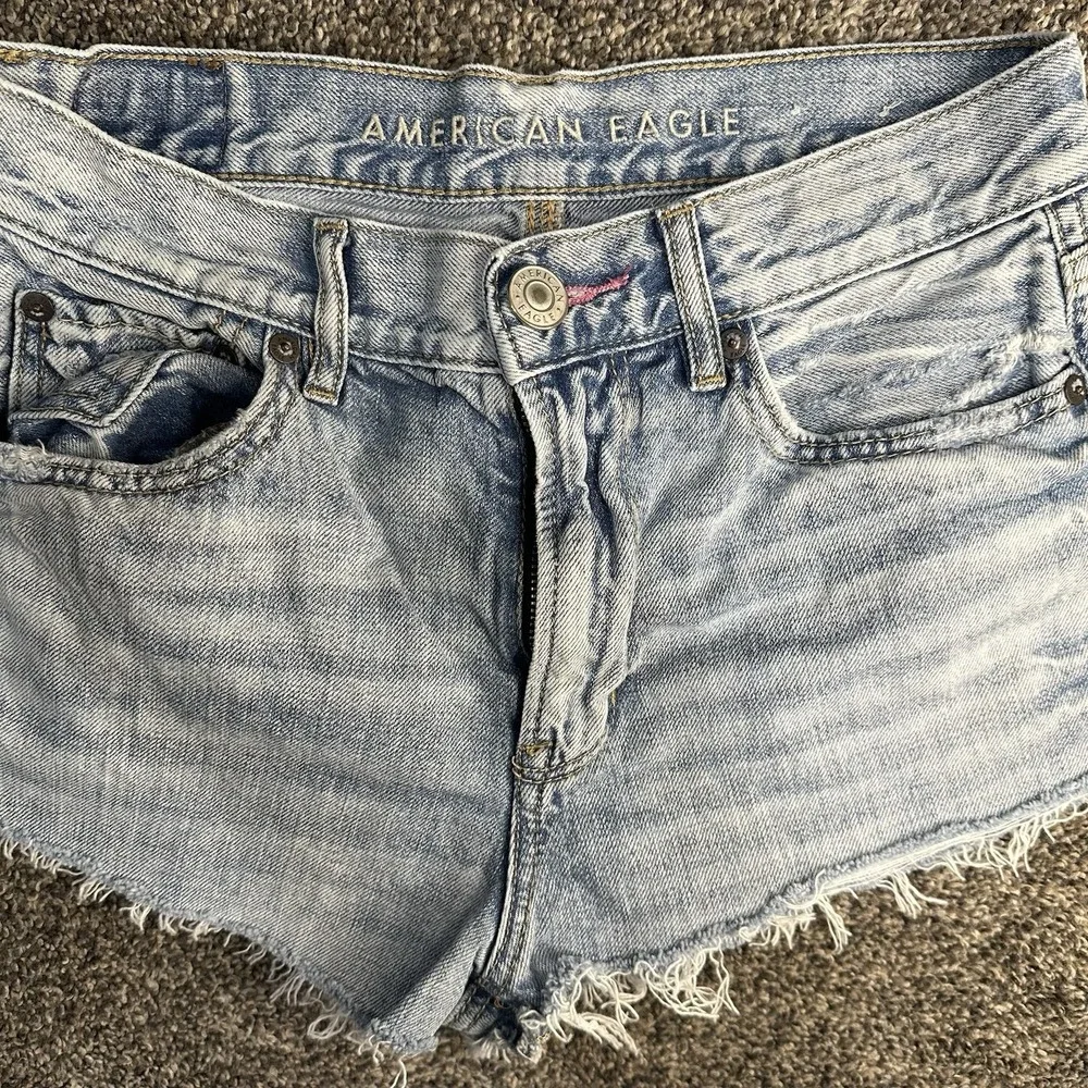 American Eagle Pride‎ Rainbow Jean Shorts Womens Size 0 cutoff shorts denim